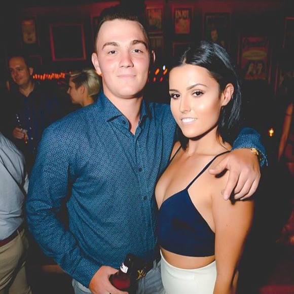 Meet your Posher, Lauren - Picture 1 of 1